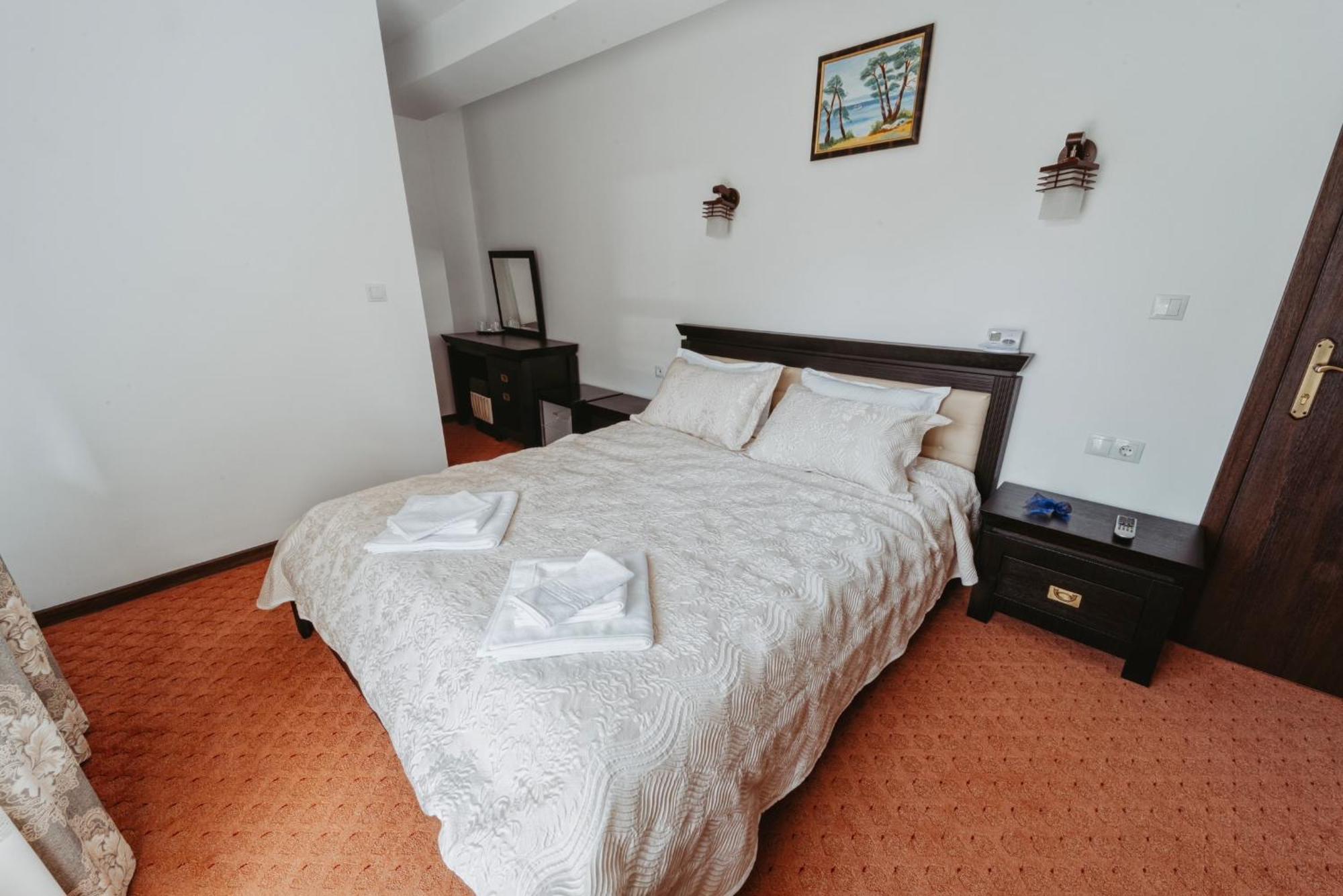 Complex Turistic Constantin Bucovina Hotel Campulung Moldovenesc Exterior photo